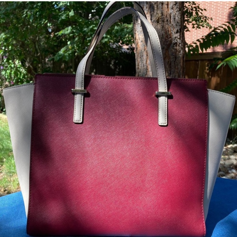 Kate Spade ♠️ Leather Handbag Great Size And Condition! Linen And Merlot Colors! - Picture 4 of 9